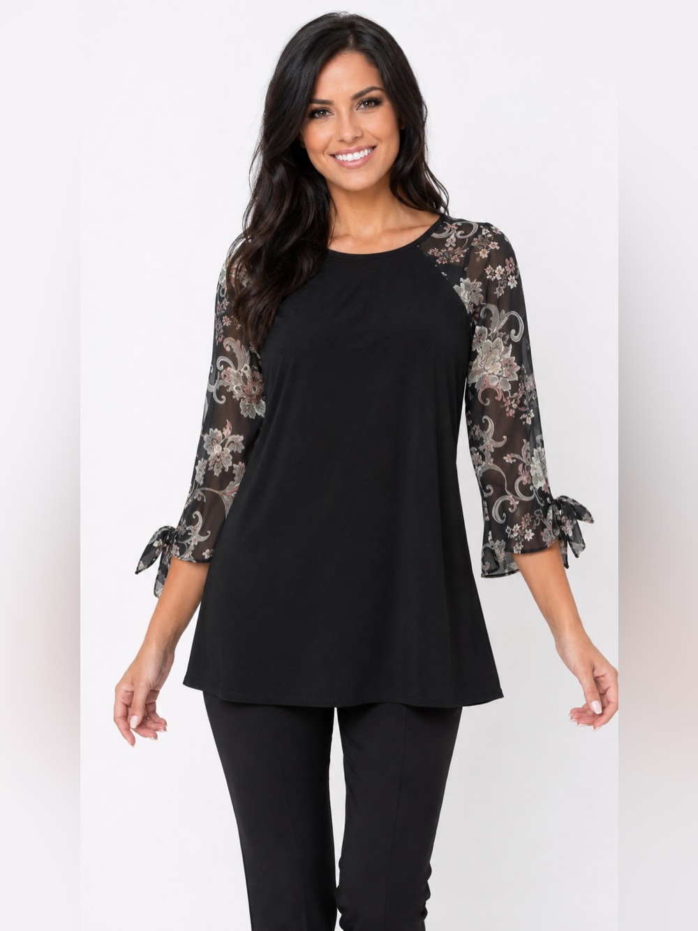 EMERALD WOMENS BLACK AND FLORAL SHEAR 3/4 SLEEVES THAT TIE SIZE MEDIUM